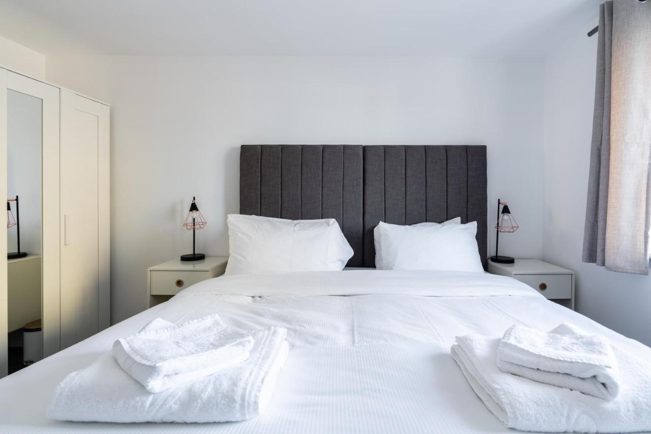 Suites By Rehoboth - Abbey Wood Station - London Zone 4 Εξωτερικό φωτογραφία